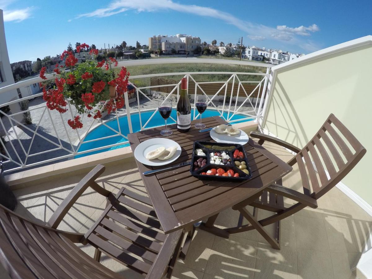 Kato Paphos Suites מראה חיצוני תמונה