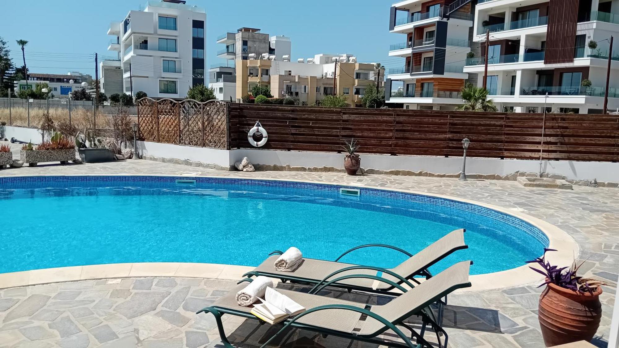 Kato Paphos Suites מראה חיצוני תמונה